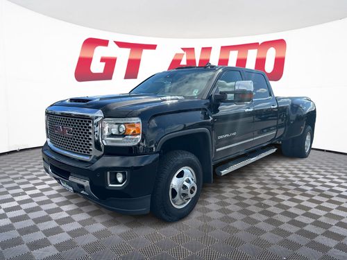 2017 GMC Sierra 3500HD Denali Crew Cab Lower Image 1