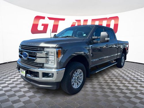 2017 Ford F-350 Super Duty Lariat Crew Cab Lower Image 1