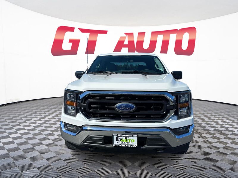 2023 Ford F-150 XLT photo 2