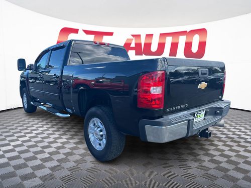 2010 Chevrolet Silverado 2500HD LTZ Crew Cab Lower Image 3