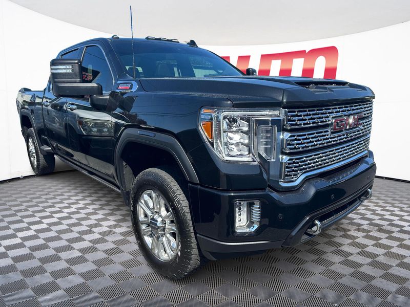2022 GMC Sierra 3500HD Denali Crew Cab Upper Image 1