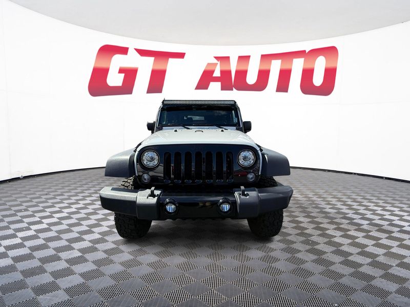 2017 Jeep Wrangler Willys Wheeler photo 2