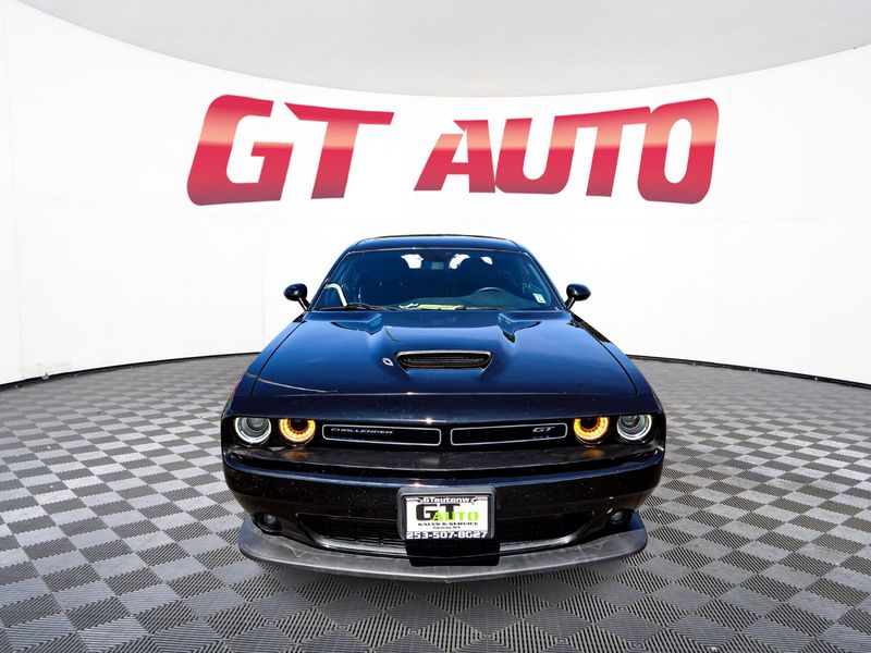 2022 Dodge Challenger GT Upper Image 2