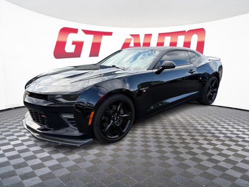 2017 Chevrolet Camaro SS Lower Image 1
