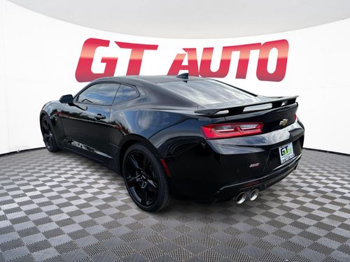 2017 Chevrolet Camaro SS Lower Image 3