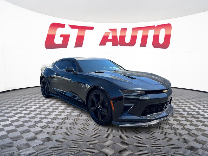 2017 Chevrolet Camaro SS Upper Image 1