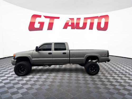 2003 GMC Sierra 2500HD SLT Pickup 4D 8 ft Crew Cab Lower Image 2