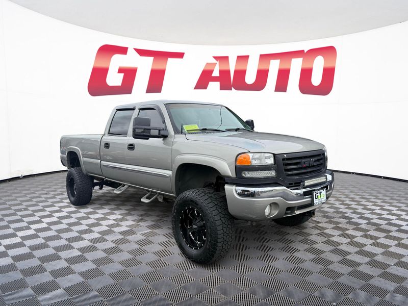 2003 GMC Sierra 2500HD SLT Pickup 4D 8 ft Crew Cab Upper Image 1