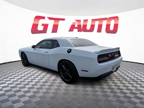 2019 Dodge Challenger SXT Lower Image 3