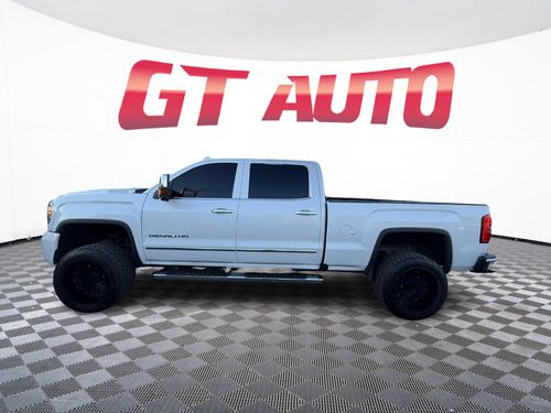 2019 GMC Sierra 3500HD Denali Crew Cab Lower Image 2
