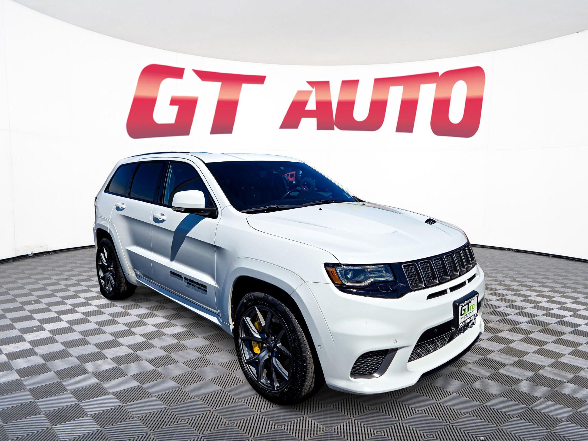 2021 Jeep Grand Cherokee Trackhawk's photo