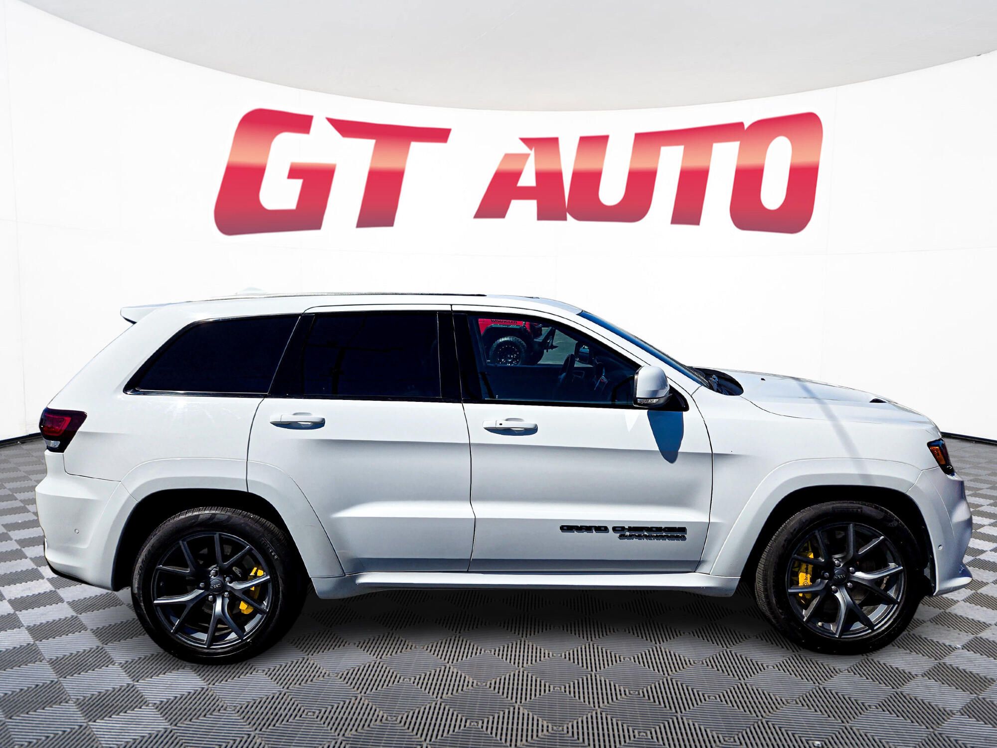 Image of 2021 Jeep Grand Cherokee Trackhawk