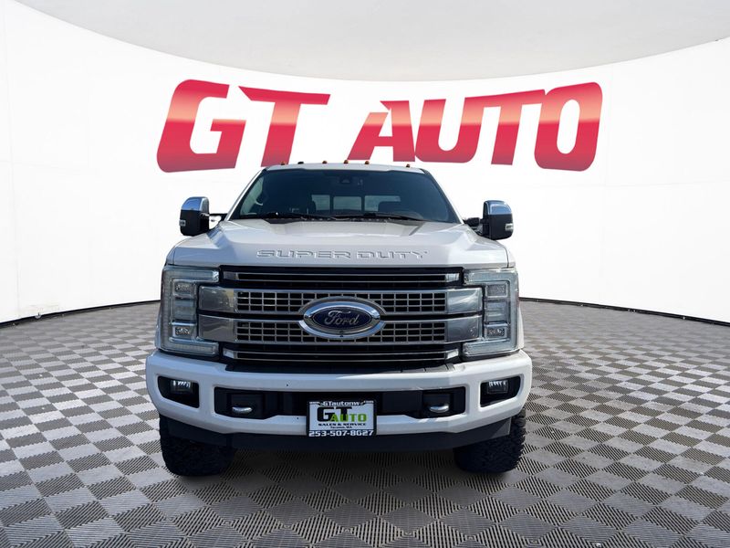 2017 Ford F-350 Super Duty Platinum Crew Cab Upper Image 2