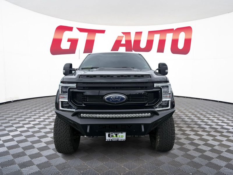 2021 Ford F-250 Lariat photo 2