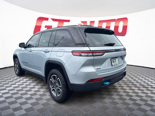 2023 Jeep Grand Cherokee Trailhawk Sport Utility 4D Lower Image 3