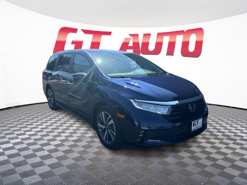 2023 Honda Odyssey Touring Passenger Upper Image 1