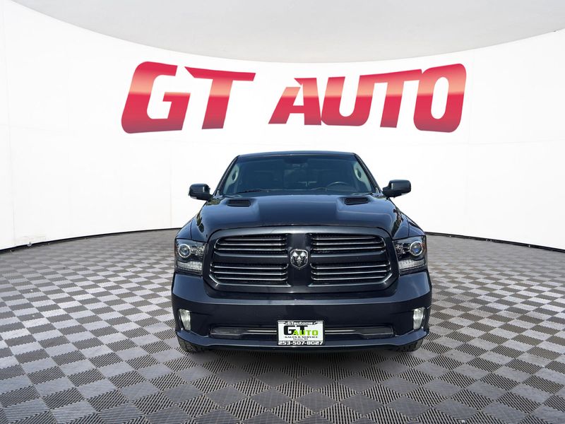 2013 Ram 1500 Sport photo 2