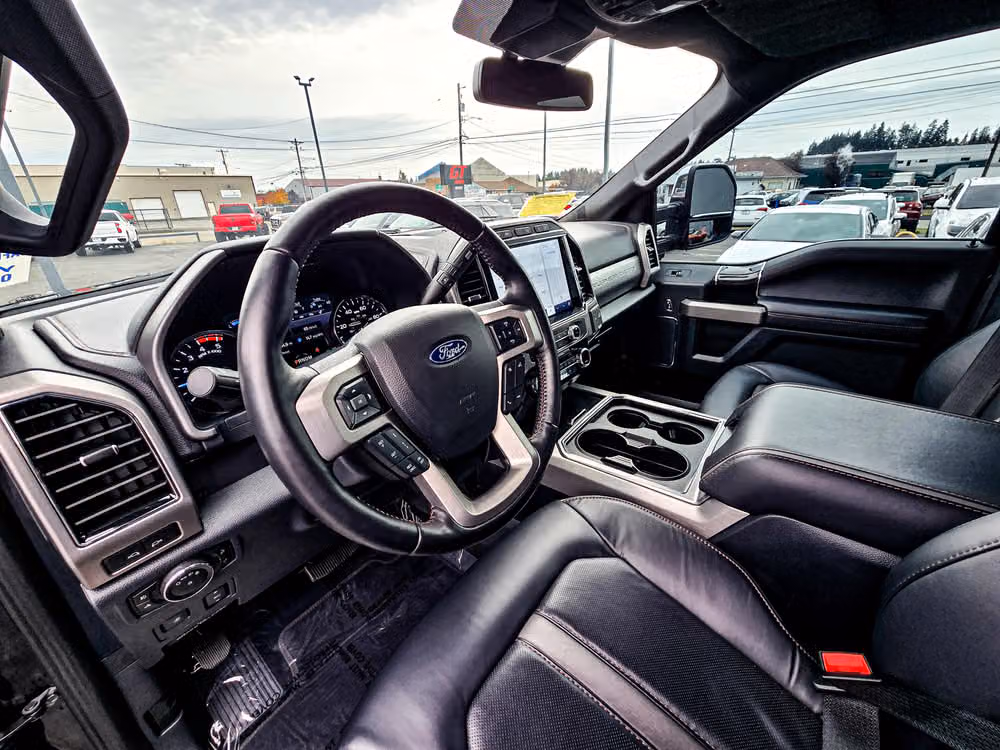 2022 Ford F-250 Super Duty Platinum Image 9