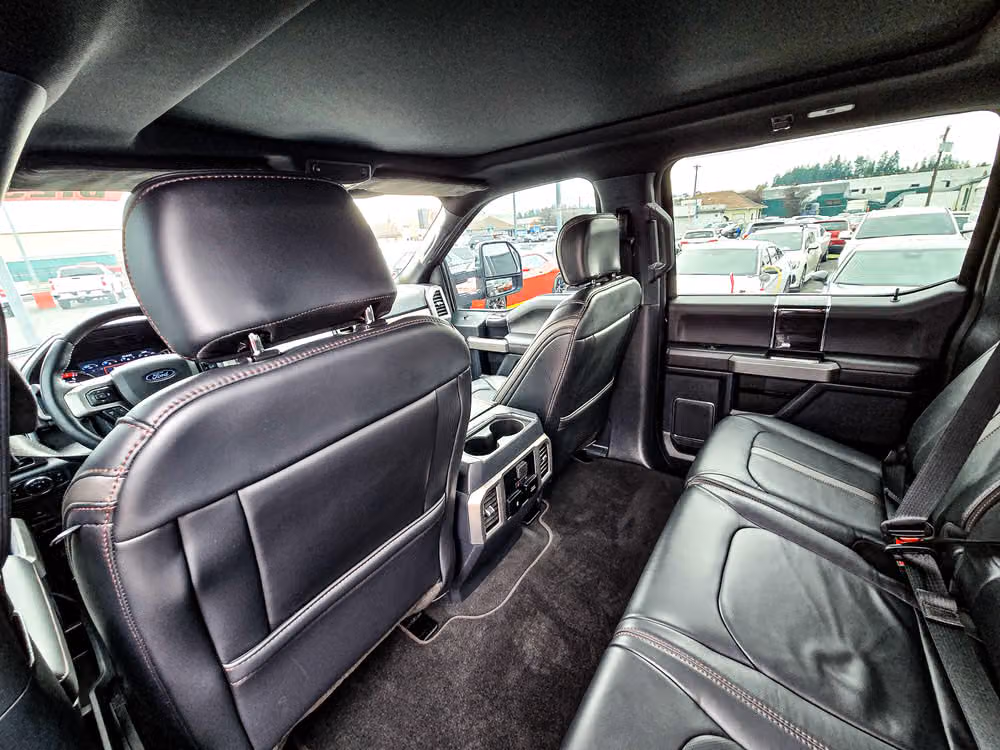2022 Ford F-250 Super Duty Platinum Image 12