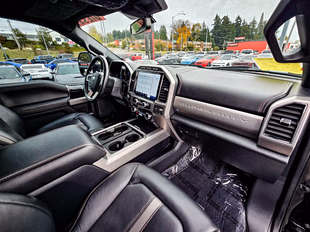 2022 Ford F-250 Super Duty Platinum Image 14