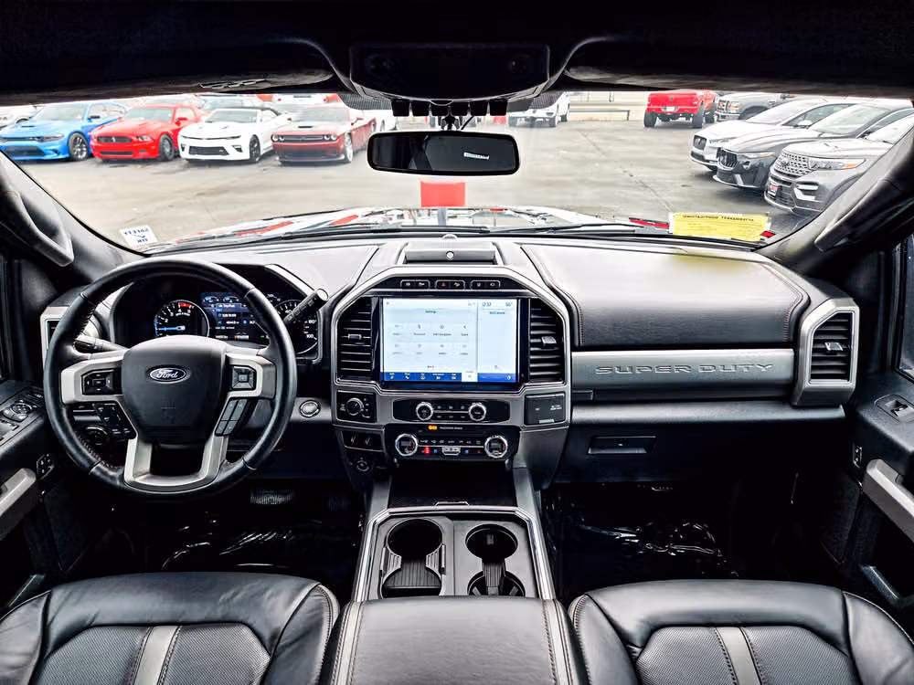 2022 Ford F-250 Super Duty Platinum Image 17
