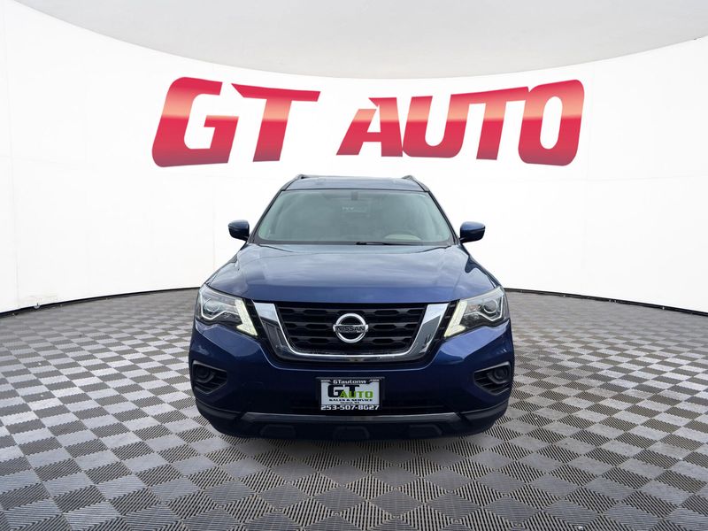 2017 Nissan Pathfinder S Upper Image 2