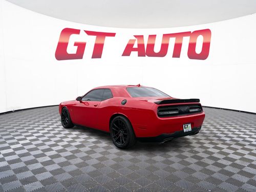 2019 Dodge Challenger R/T Scat Pack Lower Image 3