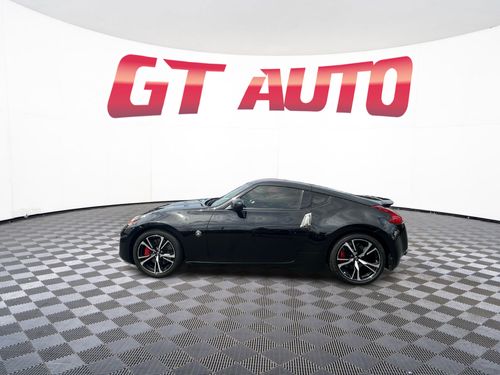 2020 Nissan 370Z Sport Touring Lower Image 2