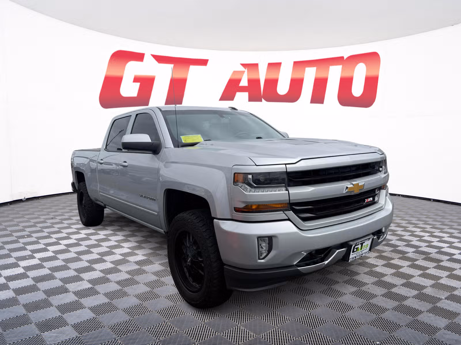 2018 Chevrolet Silverado 1500 LT Z71 Crew Cab Upper Image 1