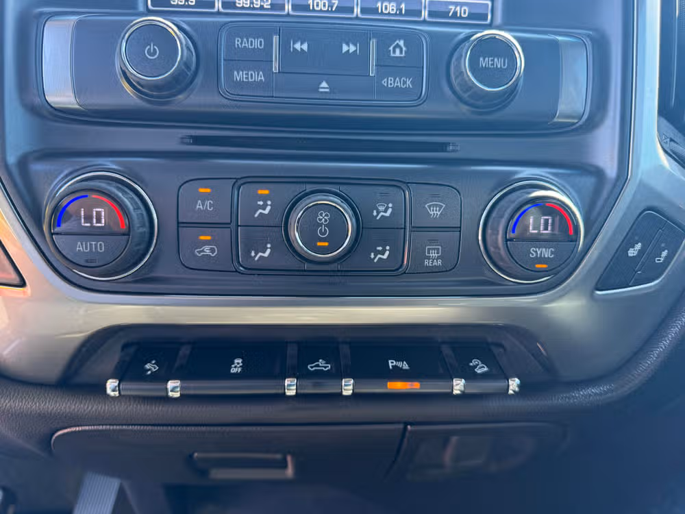 2018 Chevrolet Silverado 1500 LT Z71 Crew Cab Image 22