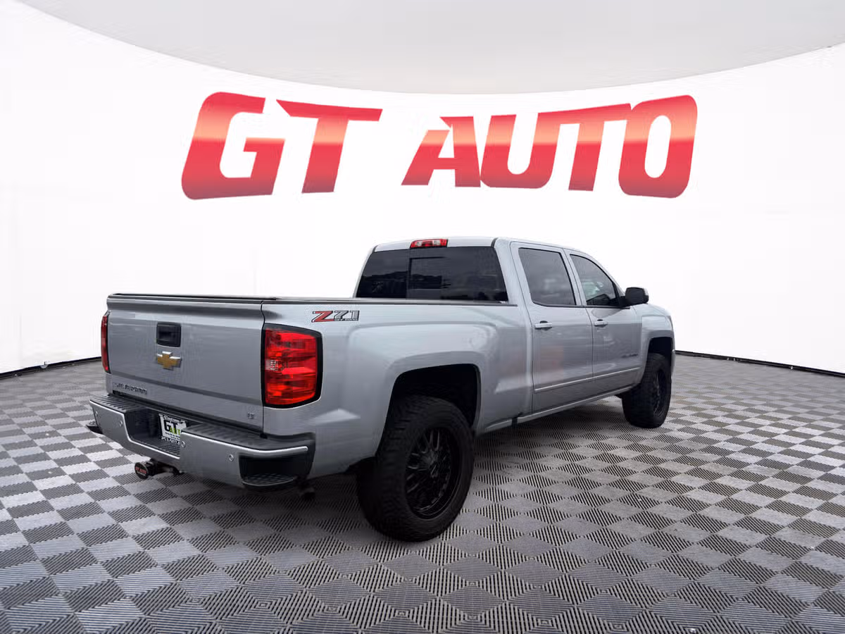 2018 Chevrolet Silverado 1500 LT Z71 Crew Cab Image 7