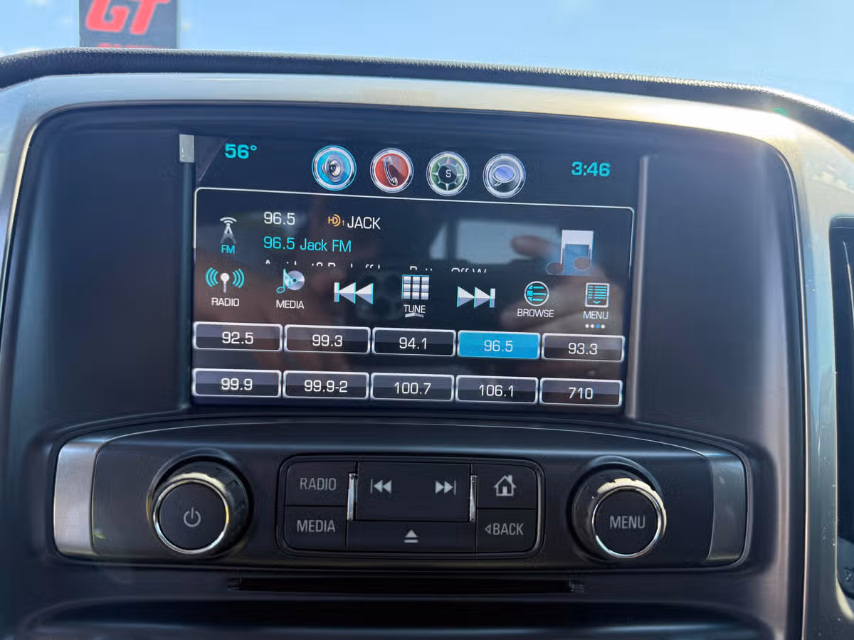 2018 Chevrolet Silverado 1500 LT Z71 Crew Cab Image 21