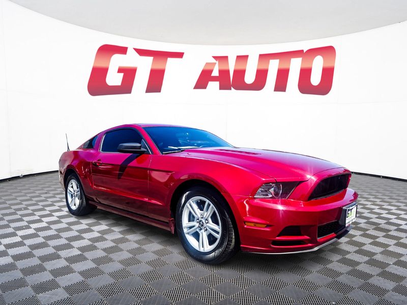2014 Ford Mustang V6 Upper Image 1