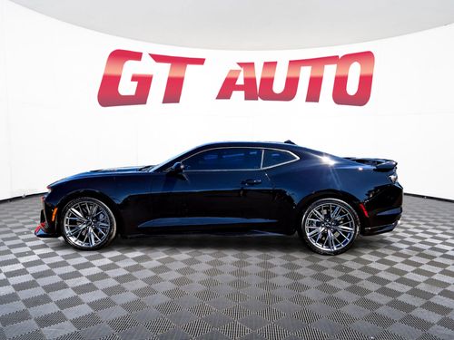 2022 Chevrolet Camaro ZL1 Lower Image 2