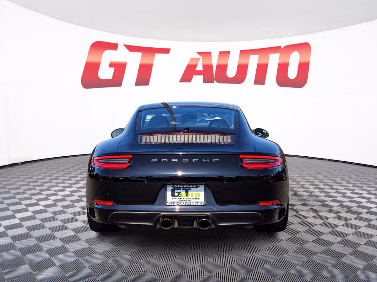 2019 Porsche 911 Carrera T Image 6