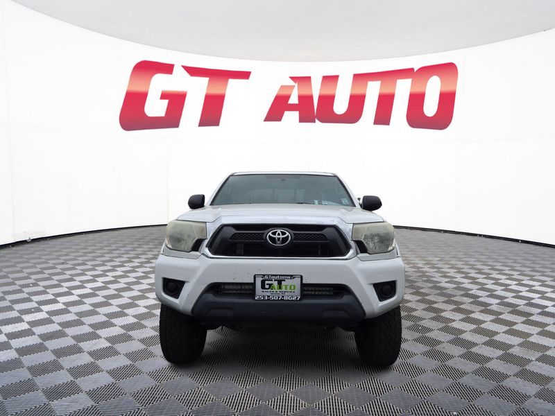 2012 Toyota Tacoma photo 2