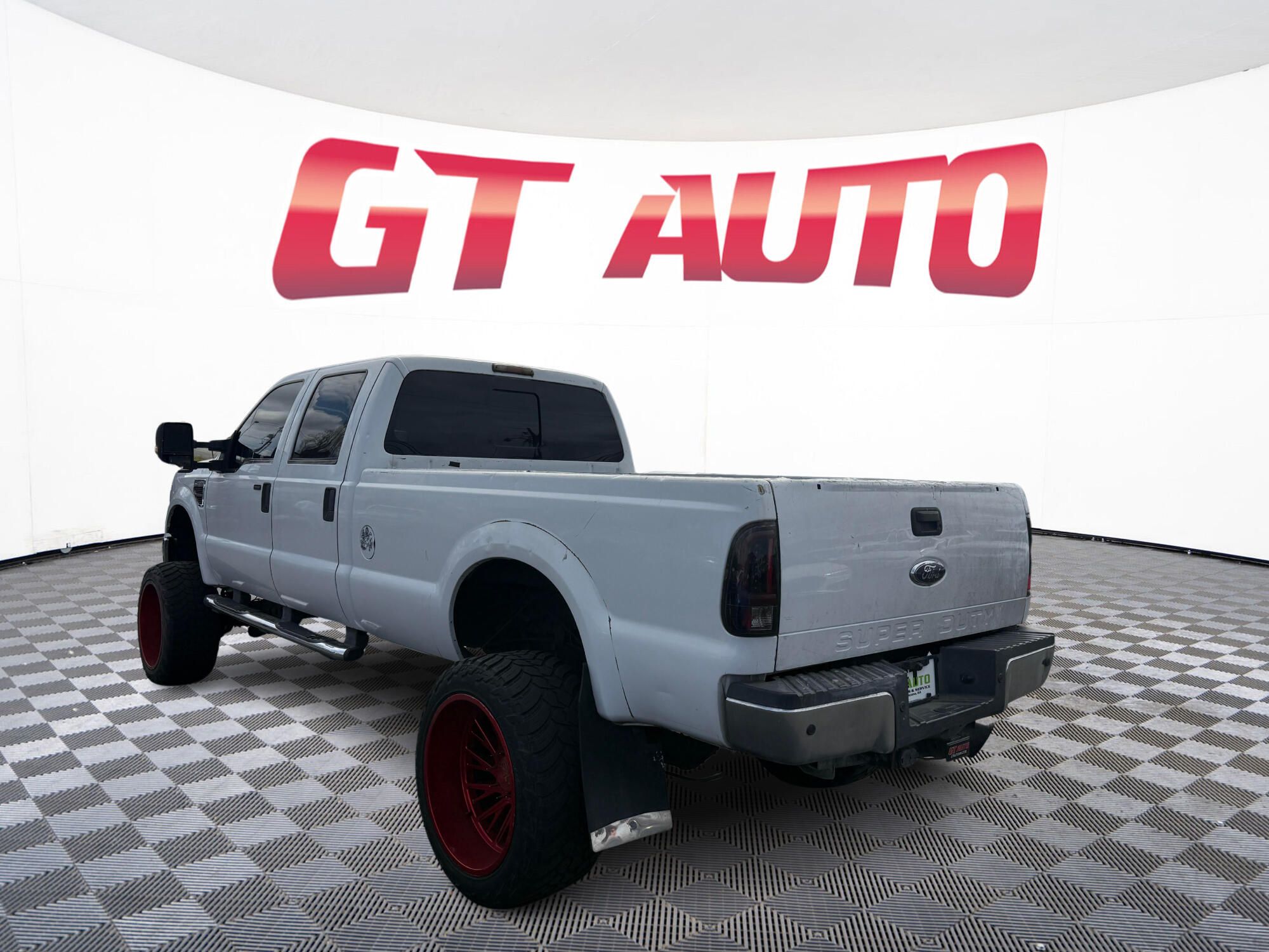 View vehicle photo 5