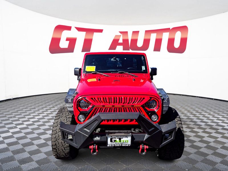 2014 Jeep Wrangler Unlimited Sport photo 2