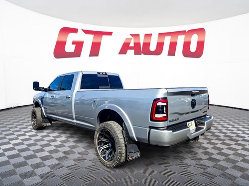 2022 Ram 3500 Laramie Crew Cab Lower Image 3