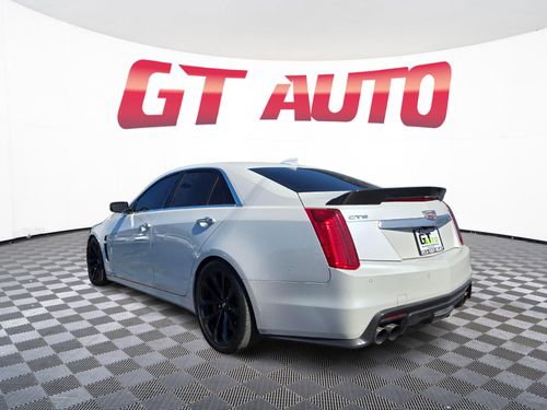 2019 Cadillac CTS-V Base Lower Image 2