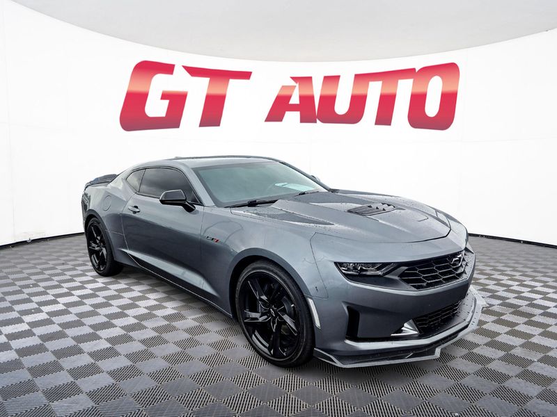 2021 Chevrolet Camaro LT1 Upper Image 1