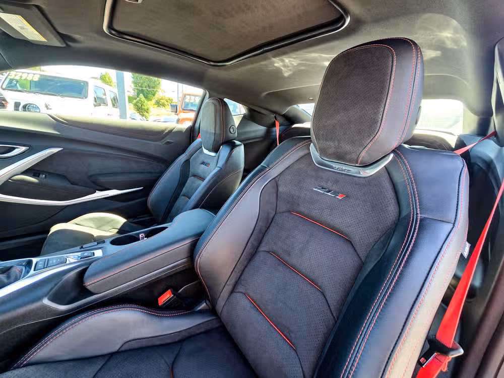 2022 Chevrolet Camaro ZL1 Image 10