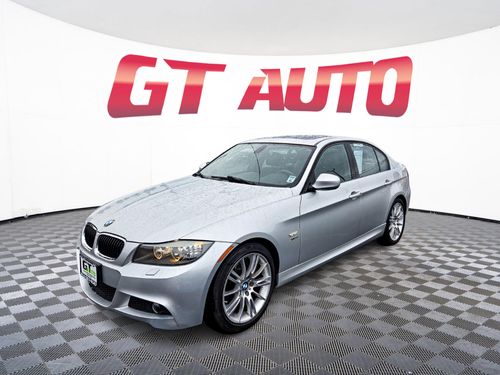 2011 BMW 3 Series 328i xDrive Lower Image 1