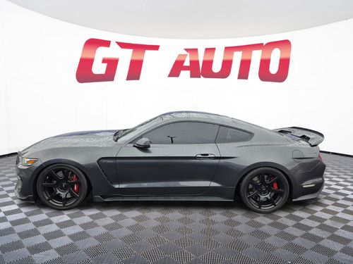 2016 Ford Mustang Shelby GT350 Lower Image 2