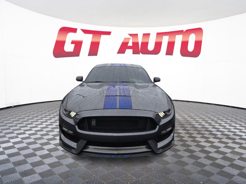 2016 Ford Mustang Shelby GT350 Upper Image 2