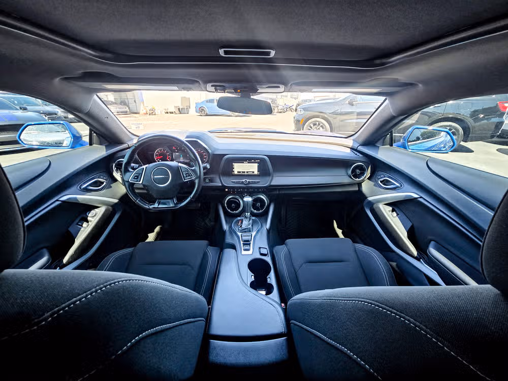 2018 Chevrolet Camaro LT Image 22