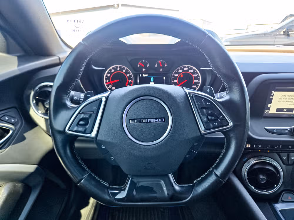 2018 Chevrolet Camaro LT Image 28