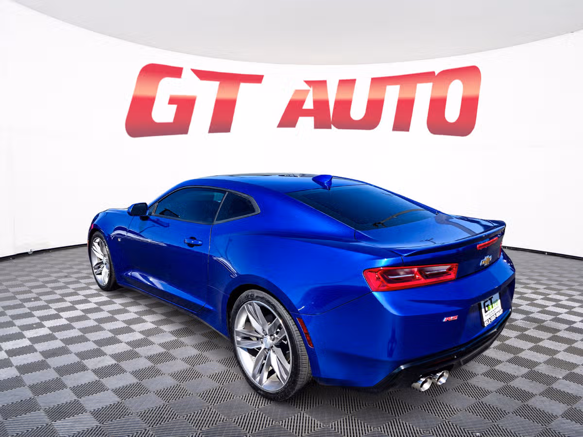 2018 Chevrolet Camaro LT Image 5
