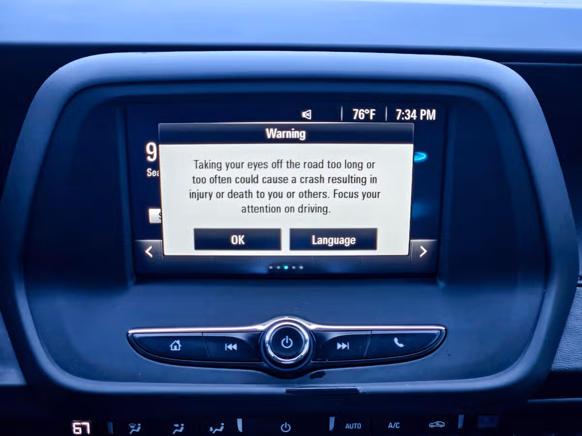 2018 Chevrolet Camaro LT Image 24