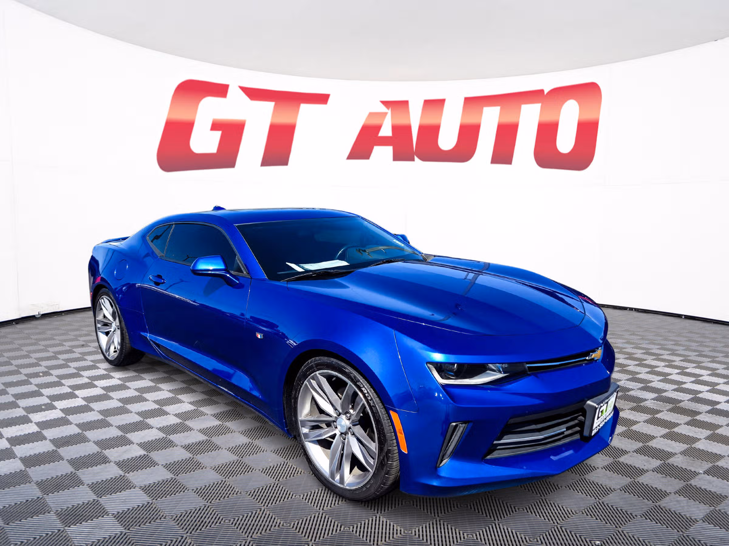 2018 Chevrolet Camaro LT Image 1